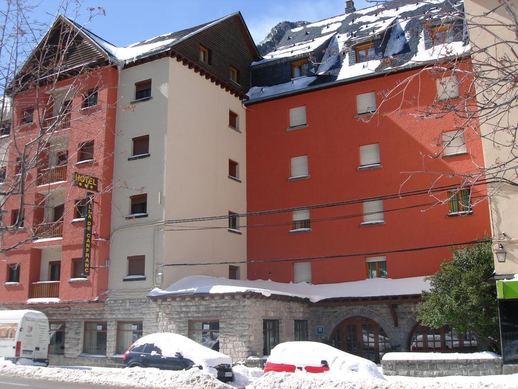 Hotel Villa De Canfranc Buitenkant foto